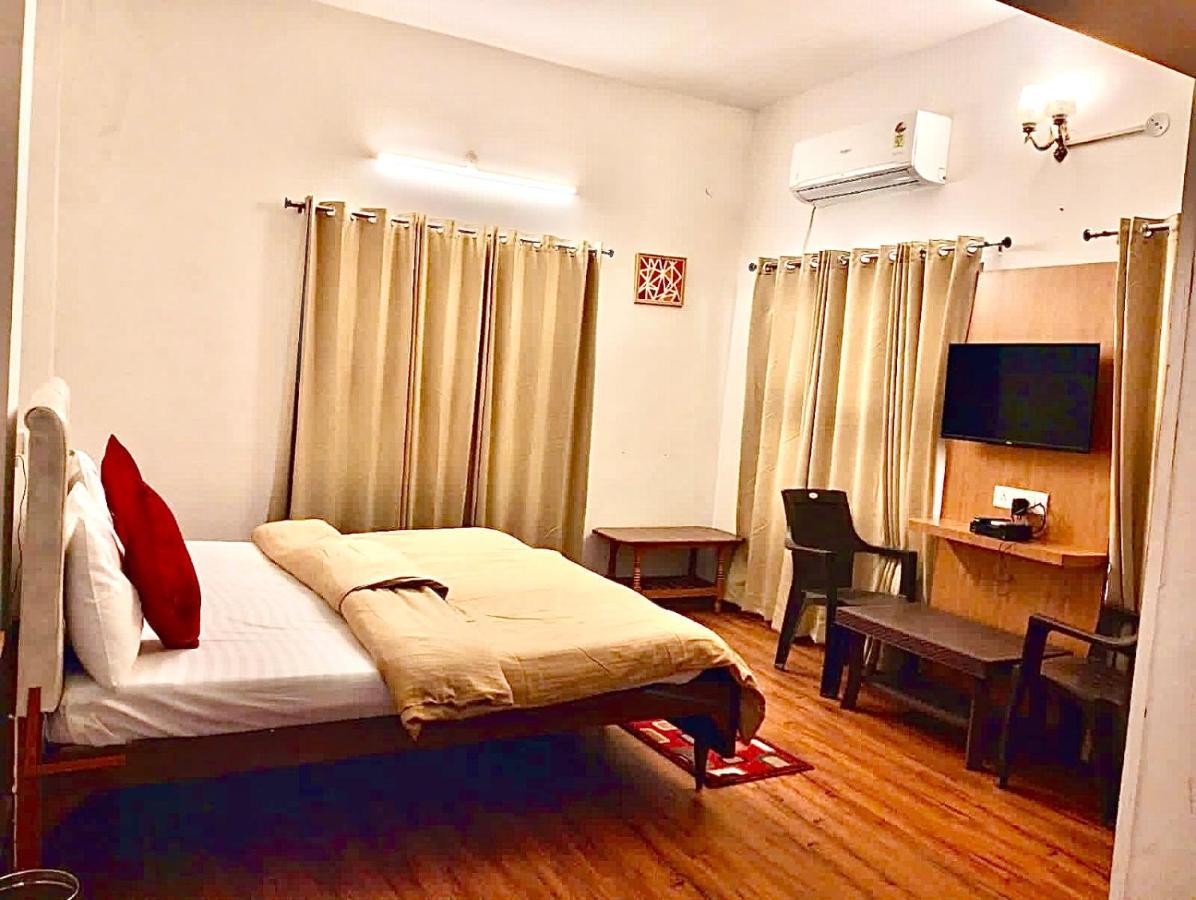 Peacock Hill Homestay Bhopal Esterno foto